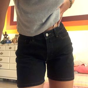 Calvin clein 90s mom fit denim shorts